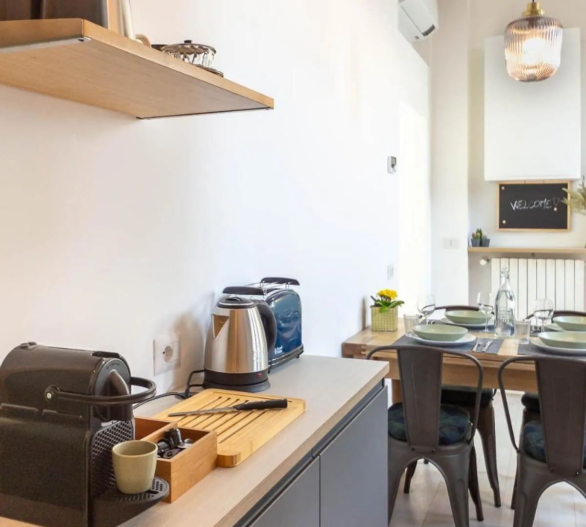 Apartment Central Station Comfort Suite - Duomo 15 Min Milan Italy