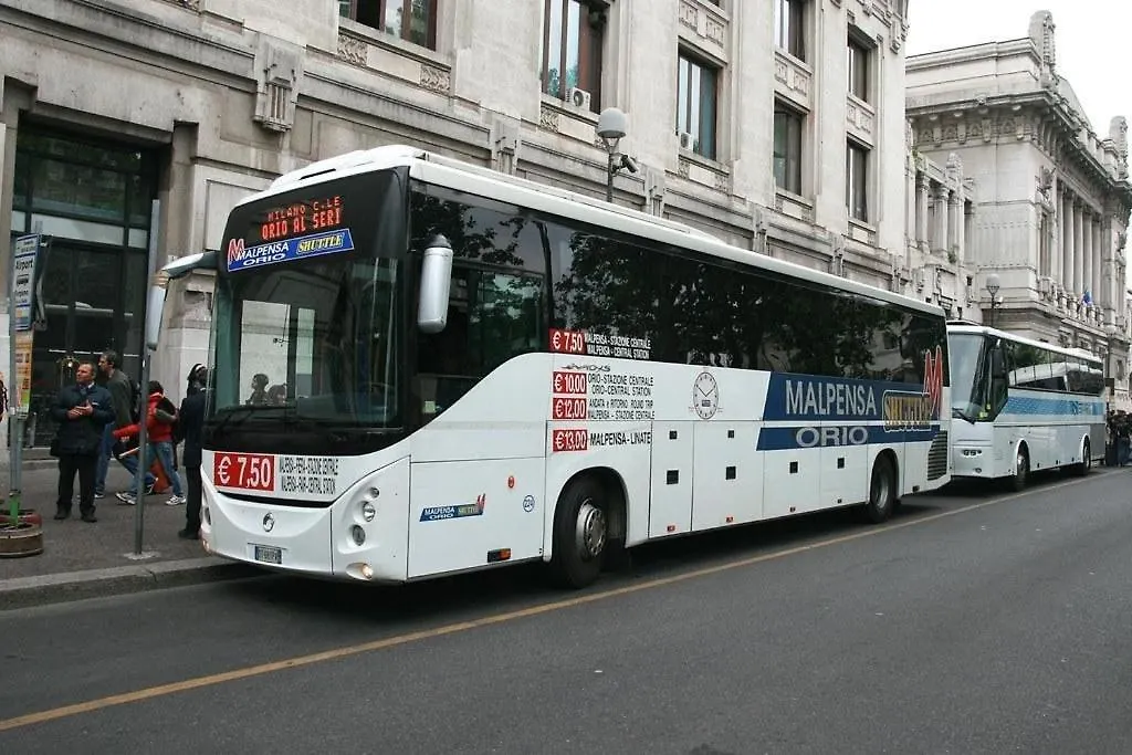 Central Station Comfort Suite - Duomo 15 Min Milano 0*,  Italien